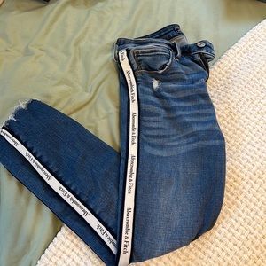 Abercrombie logo skinny jeans